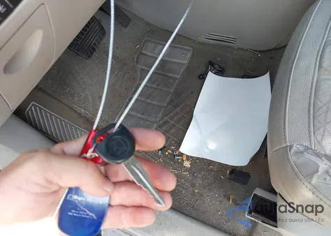 2009 Saturn Vue 4-Cyl Xe z USA, uszkodzony, nr VIN 3GSCL33P39S529063